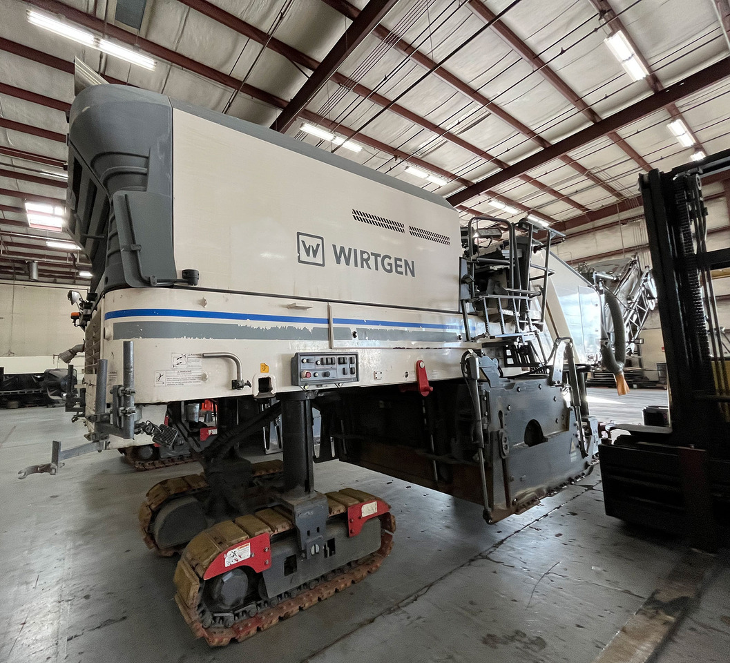 Wirtgen W 210 i - Асфалтна мелница: слика 3 Wirtgen W 210 i - Асфалтна мелница: слика 3