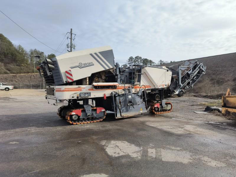 Wirtgen W 220 - Асфалтна мелница: слика 3 Wirtgen W 220 - Асфалтна мелница: слика 3