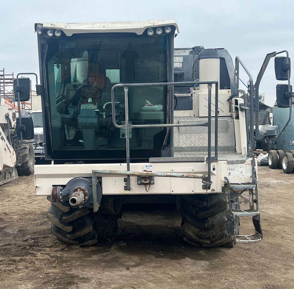 Wirtgen WR 240 I - Стабилизатор на почва: слика 3 Wirtgen WR 240 I - Стабилизатор на почва: слика 3