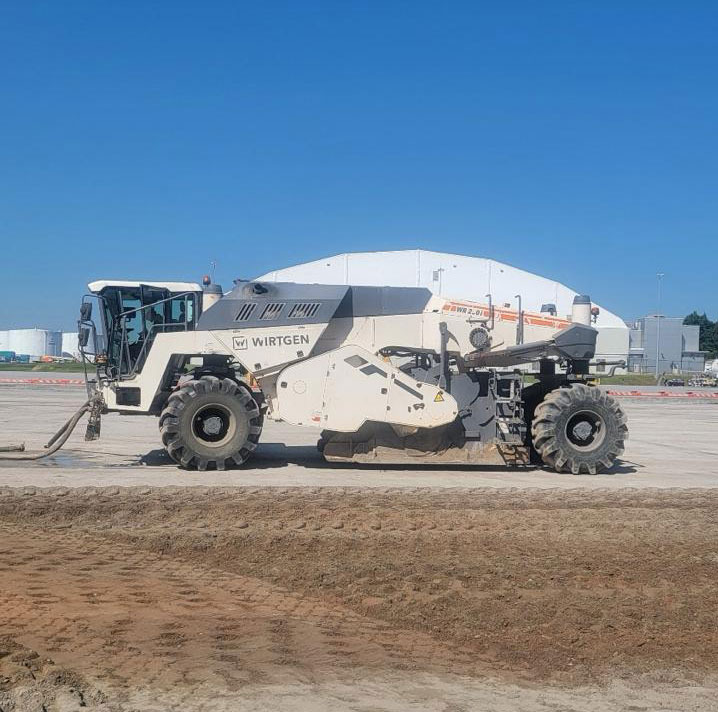 Wirtgen WR 250 I - Стабилизатор на почва: слика 2 Wirtgen WR 250 I - Стабилизатор на почва: слика 2