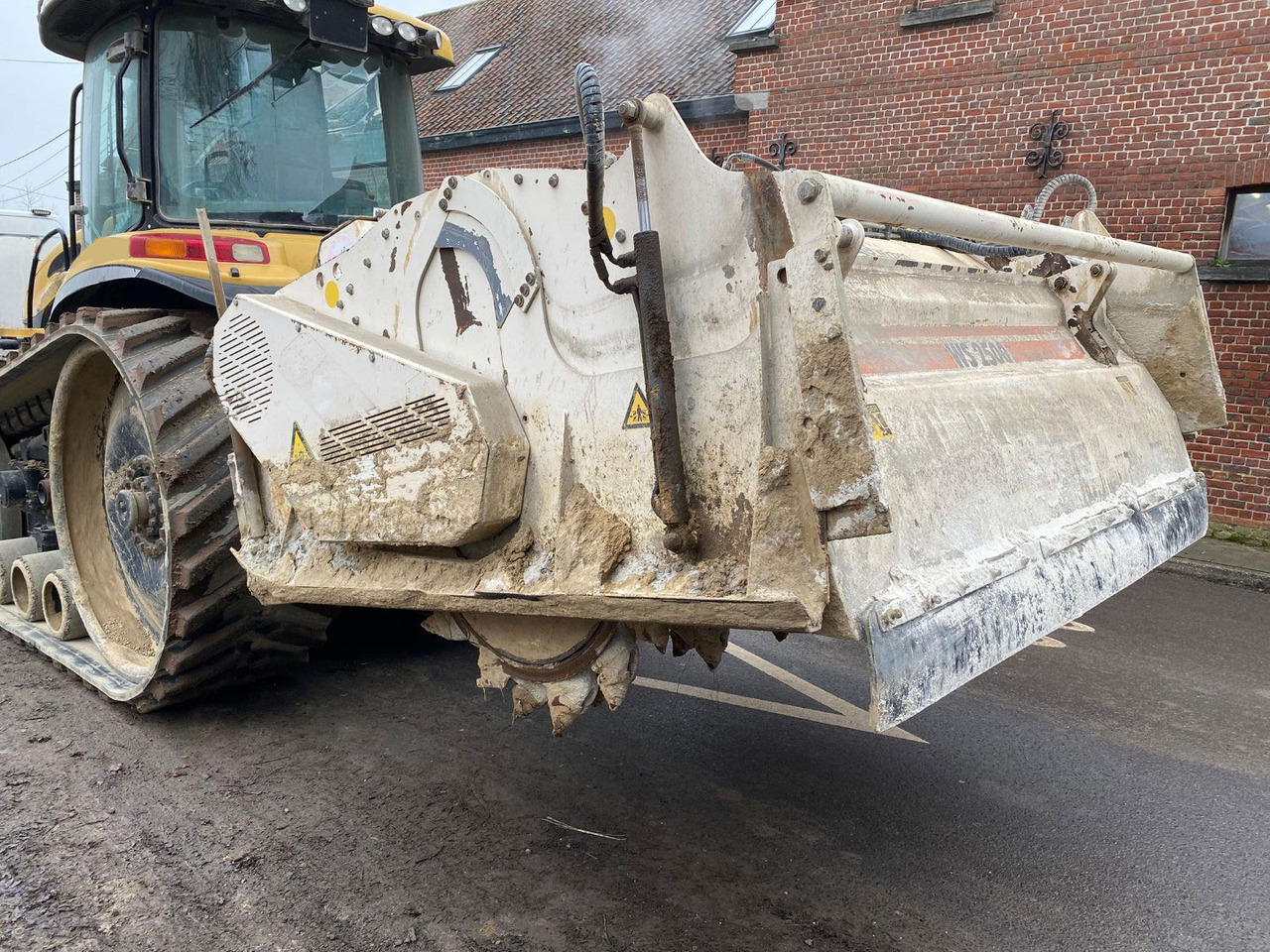 Wirtgen WS 2500 - Стабилизатор на почва: слика 2 Wirtgen WS 2500 - Стабилизатор на почва: слика 2