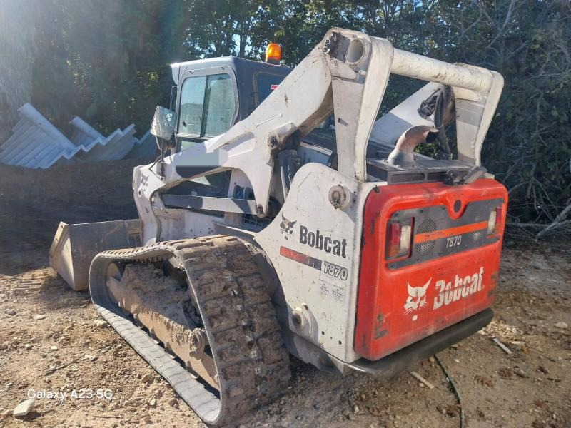 BOBCAT T870 T870 - Компактен натоварувач со гасеници: слика 2 BOBCAT T870 T870 - Компактен натоварувач со гасеници: слика 2