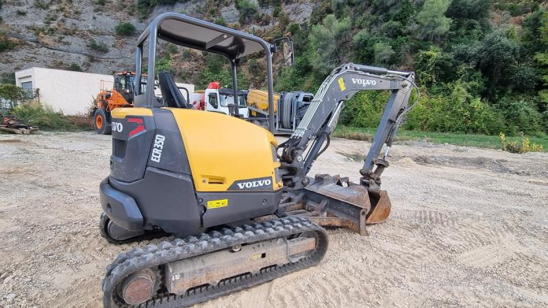 Volvo ECR35D - Мини багер: слика 1 Volvo ECR35D - Мини багер: слика 1