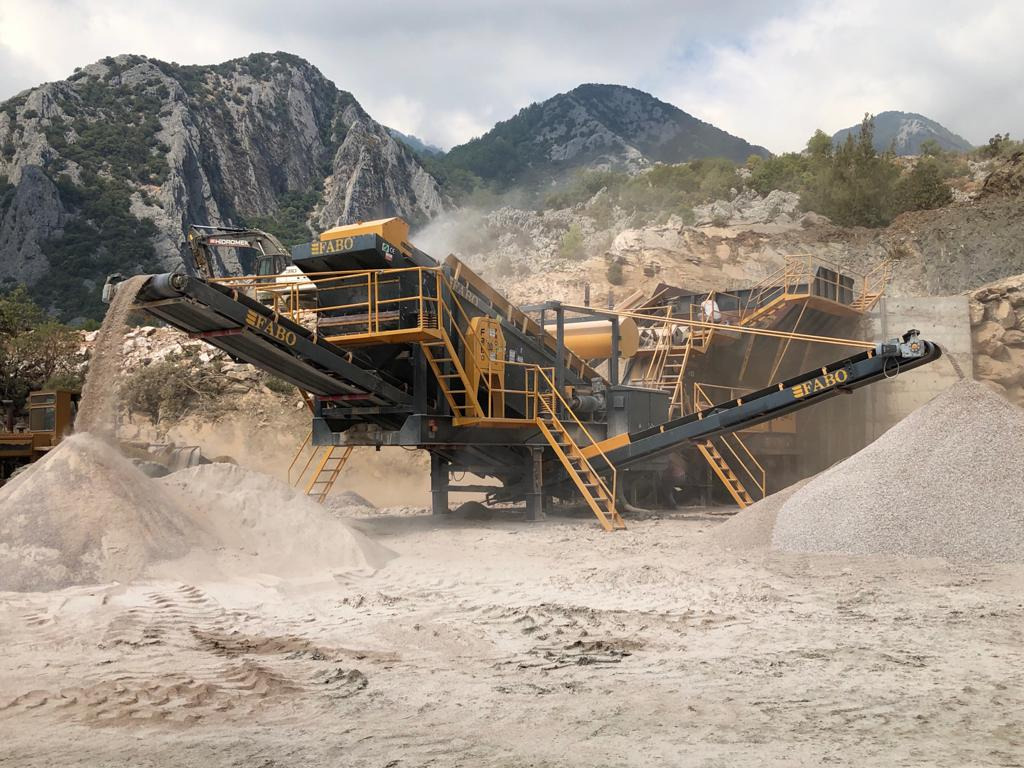 FABO Mobile crusher - Мобилна дробилка: слика 4 FABO Mobile crusher - Мобилна дробилка: слика 4