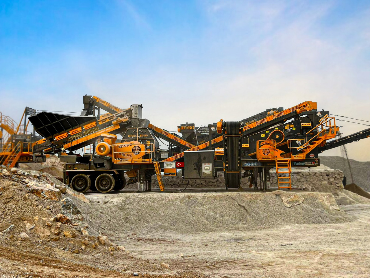 FABO Mobile crusher - Мобилна дробилка: слика 3 FABO Mobile crusher - Мобилна дробилка: слика 3