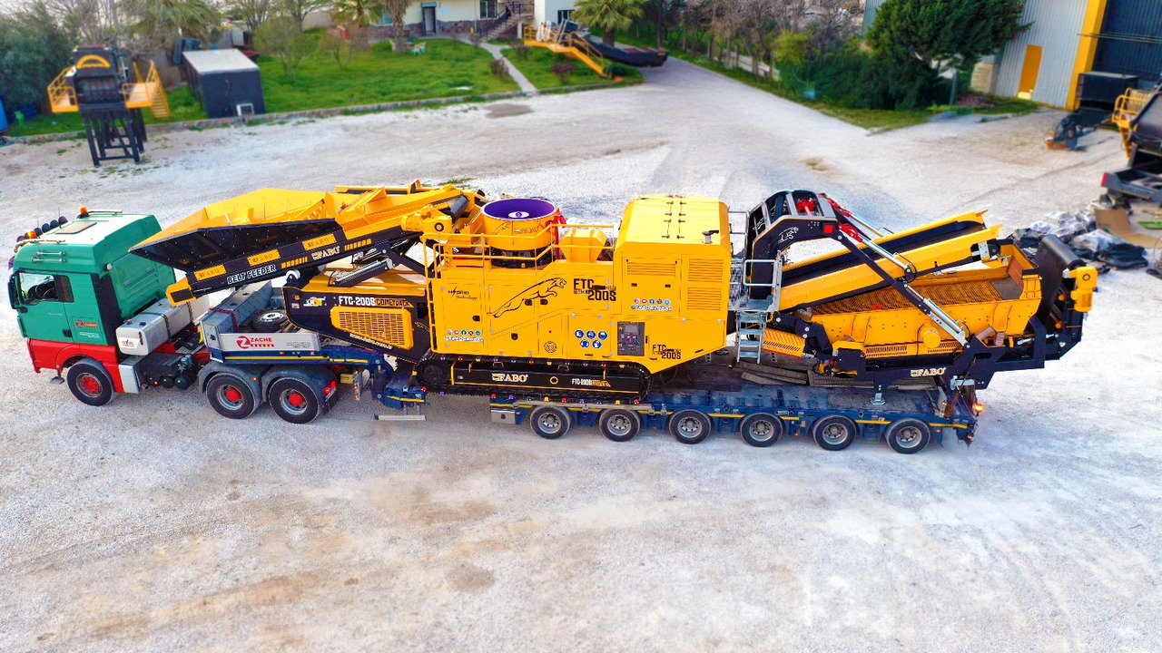 FABO Mobile crusher - Мобилна дробилка: слика 1 FABO Mobile crusher - Мобилна дробилка: слика 1