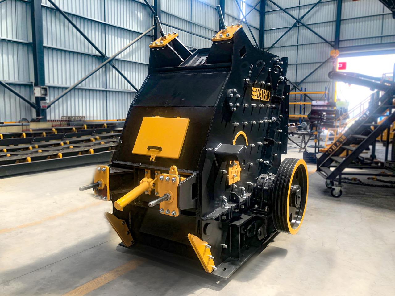 FABO impact crusher - Ударна дробилката: слика 2 FABO impact crusher - Ударна дробилката: слика 2