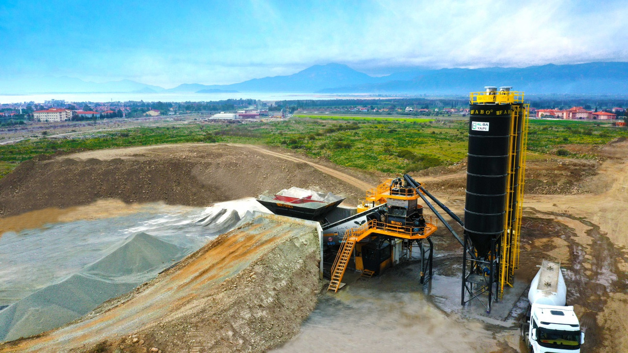 FABO mobile concrete batching plant - Бетонска база: слика 2 FABO mobile concrete batching plant - Бетонска база: слика 2