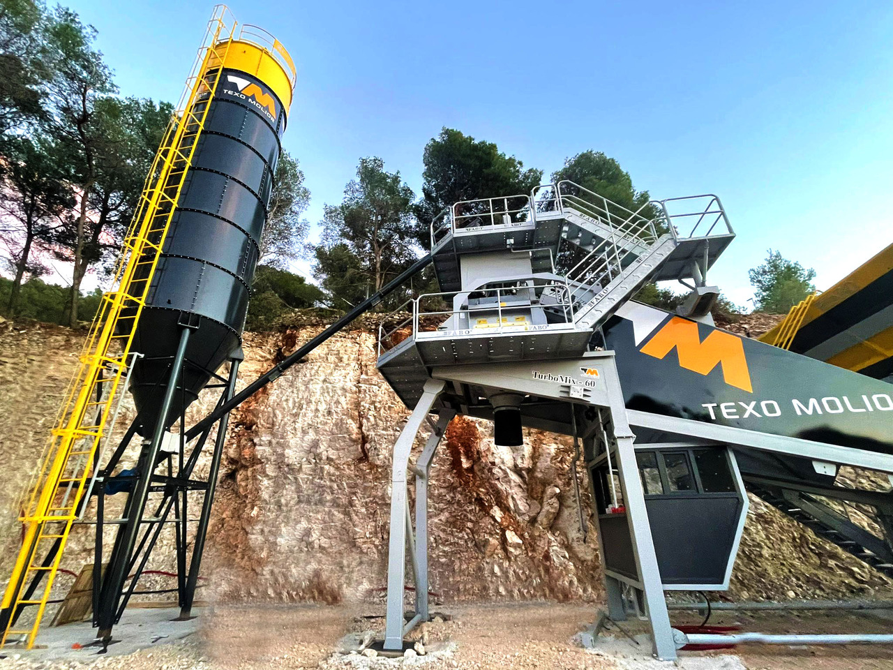 FABO mobile concrete batching plant - Бетонска база: слика 1 FABO mobile concrete batching plant - Бетонска база: слика 1