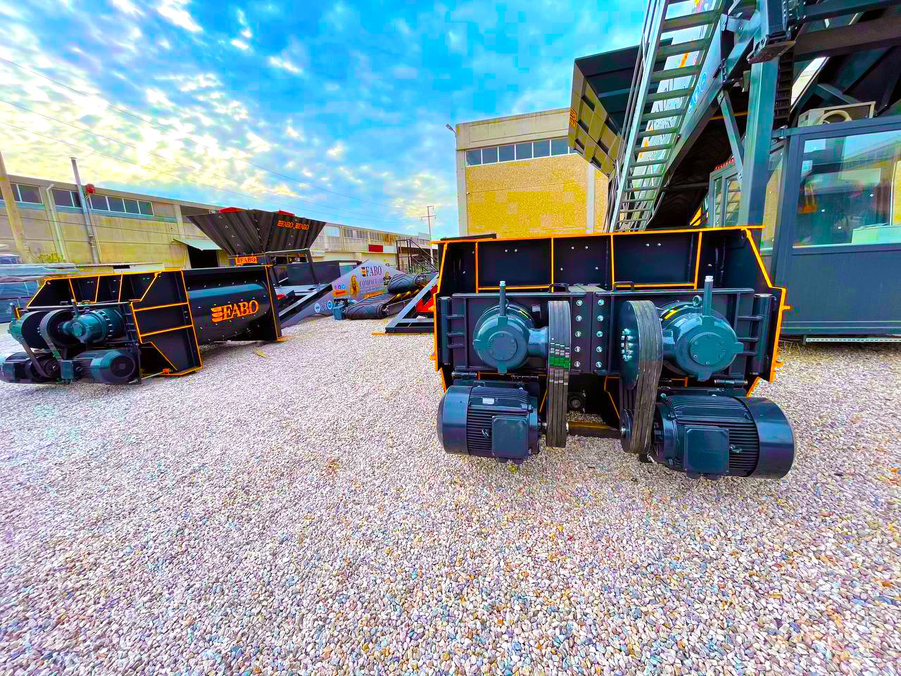 FABO twin shaft mixer - Мешалка за бетон: слика 4 FABO twin shaft mixer - Мешалка за бетон: слика 4