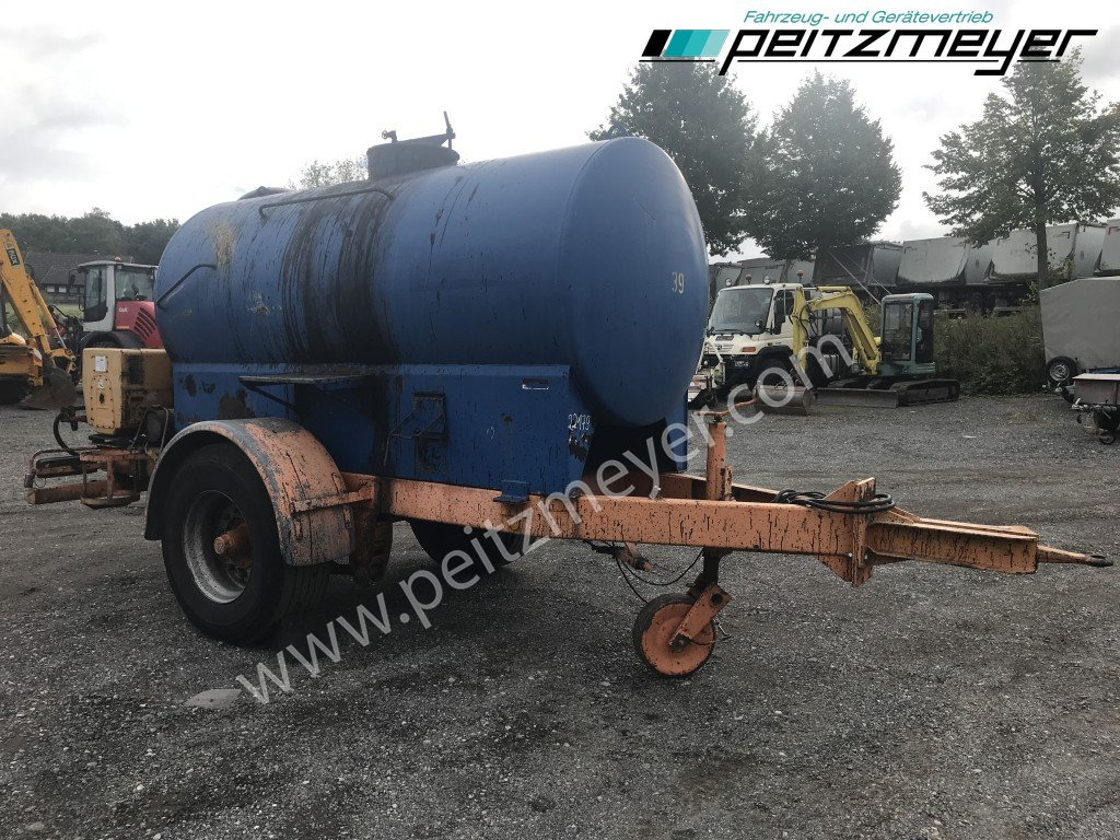 BATHE 1 Achs Anhänger Bitum / Teerkocher ST 5 E - 4,8 m³ zGG 9,5 t. - Прскалка за битуменска емулзија: слика 4 BATHE 1 Achs Anhänger Bitum / Teerkocher ST 5 E - 4,8 m³ zGG 9,5 t. - Прскалка за битуменска емулзија: слика 4