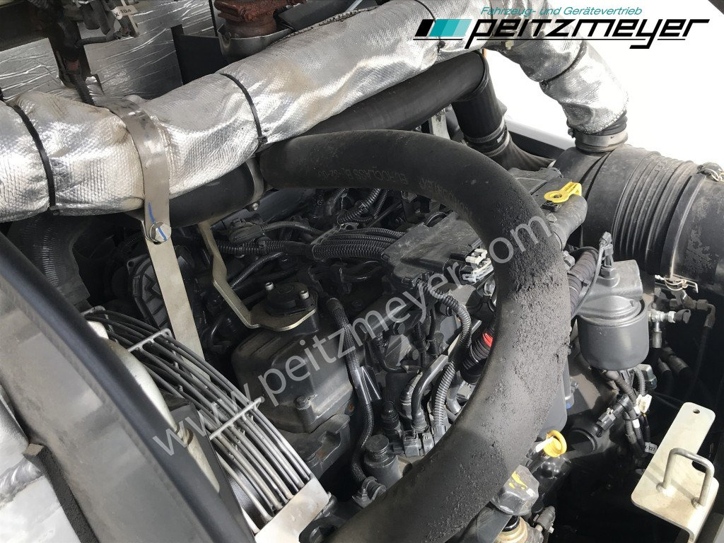 Натоварувач на тркала CASE Radlader 321 F 4 in 1 Schaufel + Palettengabel: слика 23