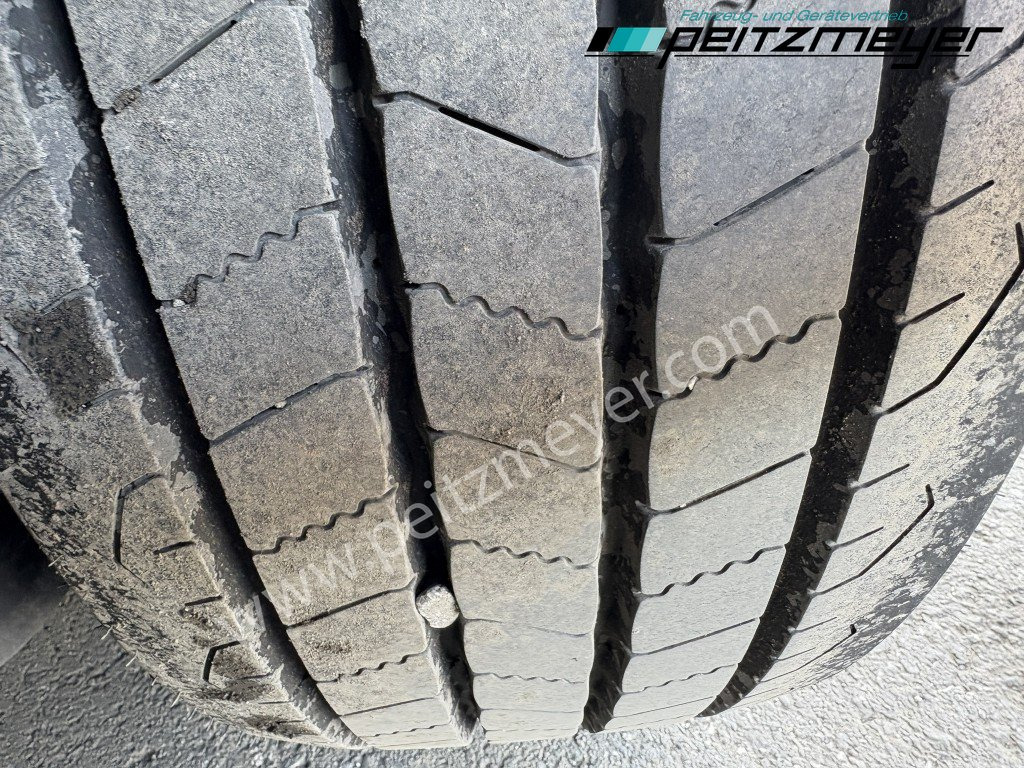 Полуприколка со церада KRONE SD Schiebeplane, Trommelbremse KM Stand: 238.370 km: слика 34