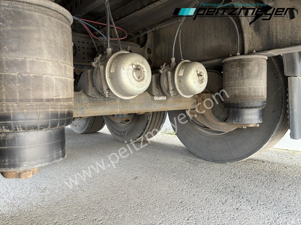 Полуприколка со церада KRONE SD Schiebeplane, Trommelbremse KM Stand: 238.370 km: слика 11