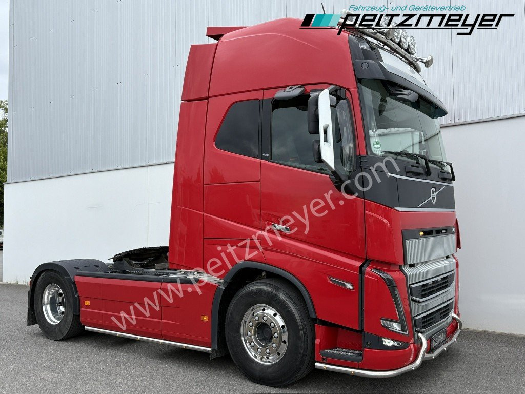 VOLVO FH 16 750 LL, GZG 70 t. möglich Klima, Kipphydr., Leder - Камион влекач: слика 2 VOLVO FH 16 750 LL, GZG 70 t. möglich Klima, Kipphydr., Leder - Камион влекач: слика 2