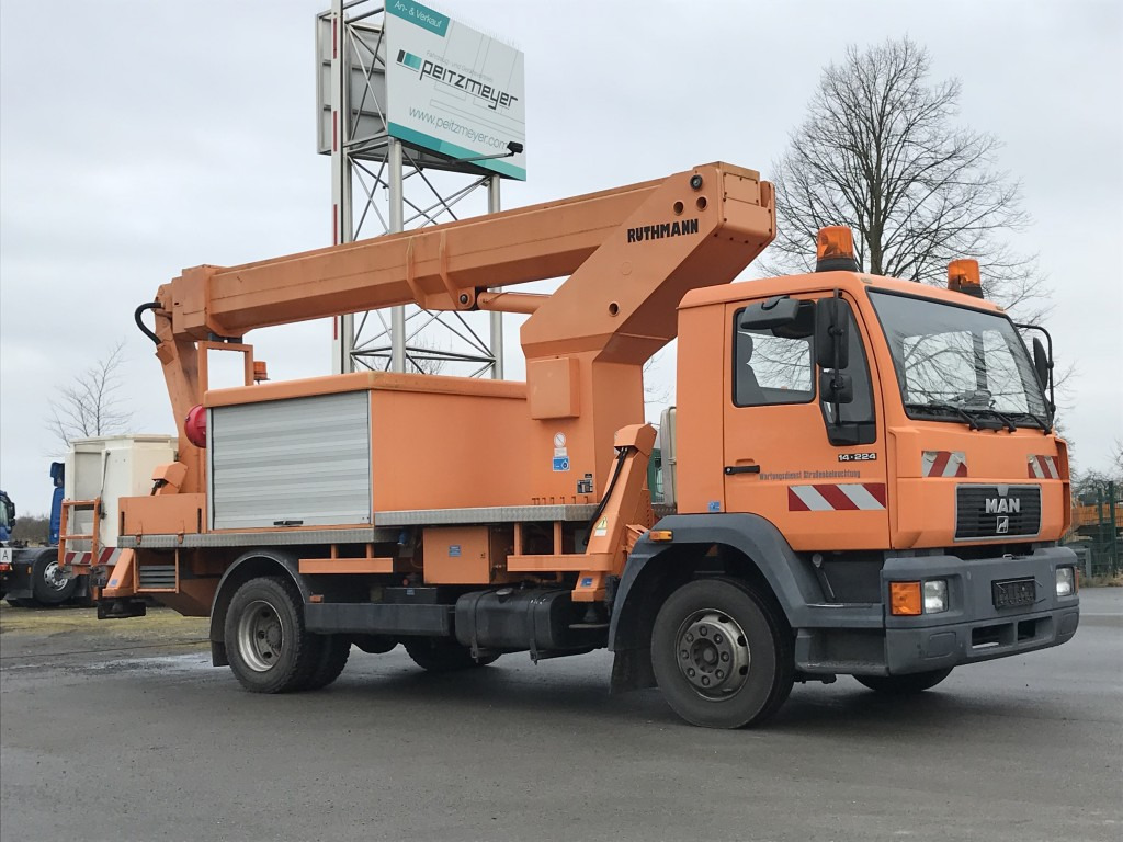 MAN L75 14.224 BB Ruthmann Hubarbeitsbühne T 225 - Камион со подигачка кошница: слика 2 MAN L75 14.224 BB Ruthmann Hubarbeitsbühne T 225 - Камион со подигачка кошница: слика 2