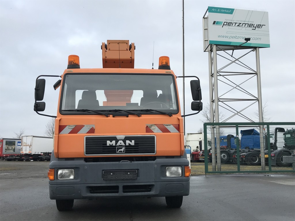 MAN L75 14.224 BB Ruthmann Hubarbeitsbühne T 225 - Камион со подигачка кошница: слика 5 MAN L75 14.224 BB Ruthmann Hubarbeitsbühne T 225 - Камион со подигачка кошница: слика 5