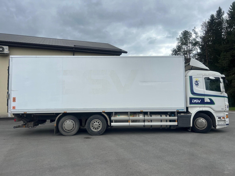 Камион сандучар Scania G440 DB6X2*4HNB: слика 7