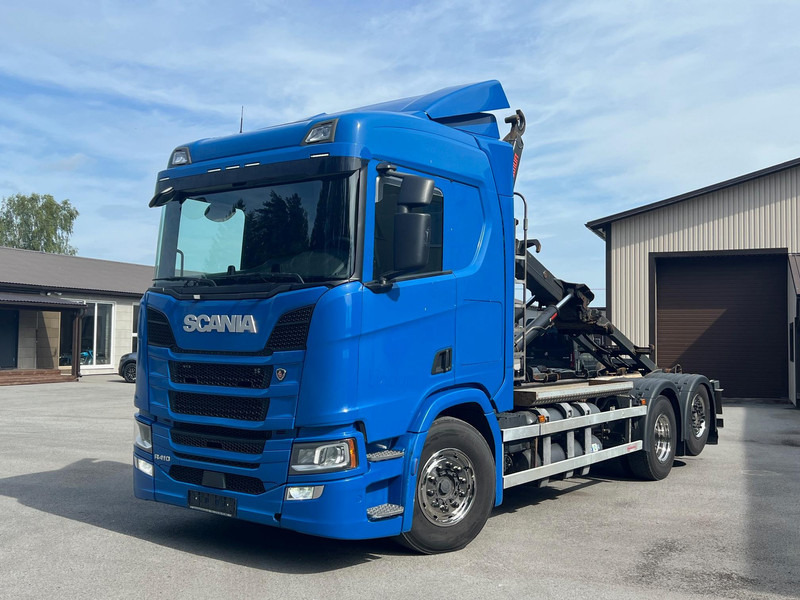 Scania R410 B6X2NA - CNG - HIAB 21T - Камион со кука за подигање: слика 1 Scania R410 B6X2NA - CNG - HIAB 21T - Камион со кука за подигање: слика 1