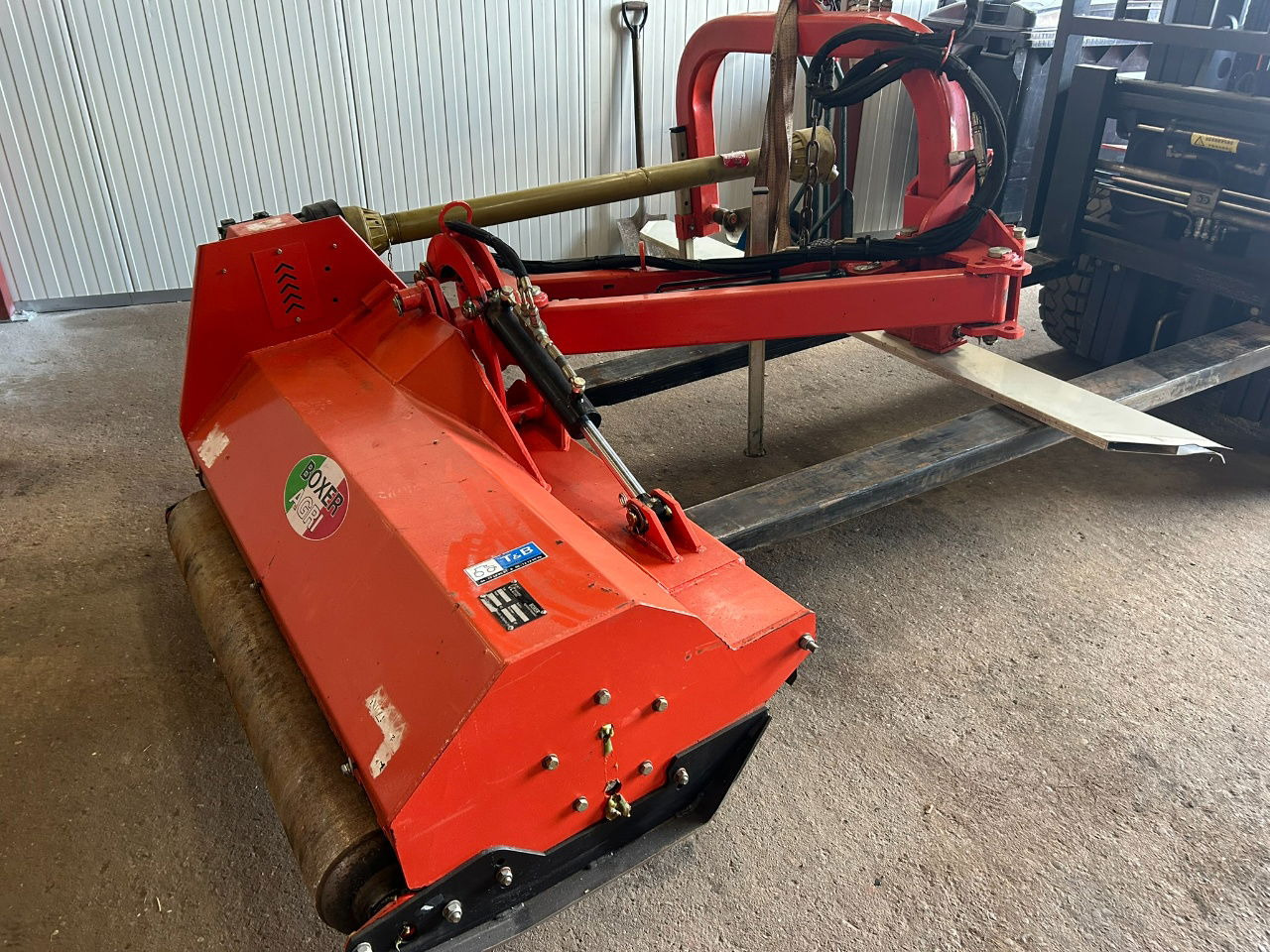 Boxer Boxer agroculture agf140 - Мулчер со продолжителна рака: слика 1 Boxer Boxer agroculture agf140 - Мулчер со продолжителна рака: слика 1