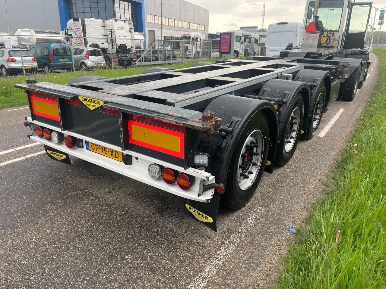 Broshuis Mfcc 20-30-40-45 FT HC / Disc brakes / Lifting axle / led / NL trailer/ - Транспортер на контејнер/ Полуприколка со променливо тело: слика 4 Broshuis Mfcc 20-30-40-45 FT HC / Disc brakes / Lifting axle / led / NL trailer/ - Транспортер на контејнер/ Полуприколка со променливо тело: слика 4
