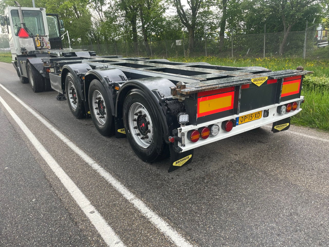 Broshuis Mfcc 20-30-40-45 FT HC / Disc brakes / Lifting axle / led / NL trailer/ - Транспортер на контејнер/ Полуприколка со променливо тело: слика 3 Broshuis Mfcc 20-30-40-45 FT HC / Disc brakes / Lifting axle / led / NL trailer/ - Транспортер на контејнер/ Полуприколка со променливо тело: слика 3