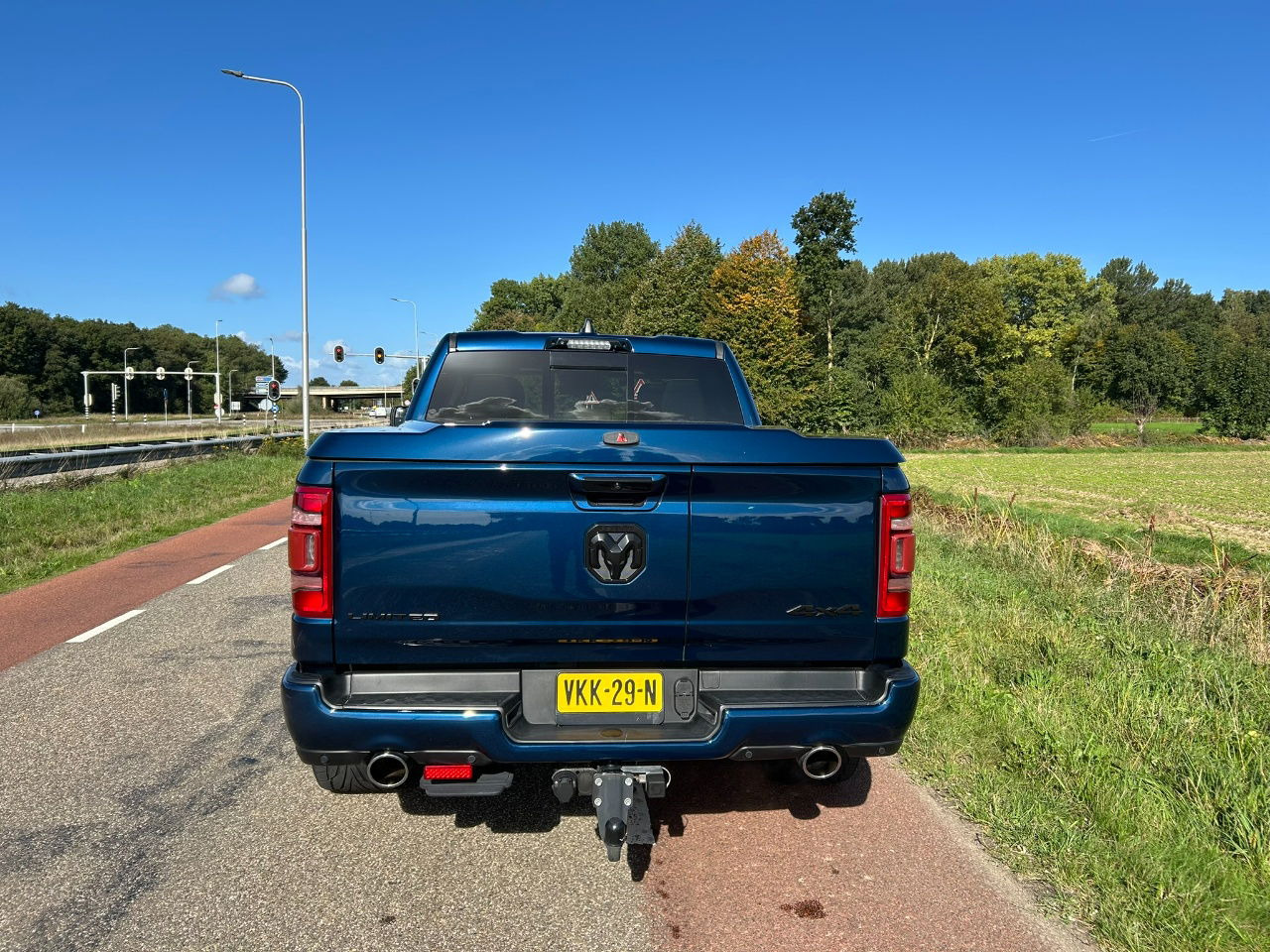 Dodge Ram Pick Up 1500 5.7 V8 4x4 Creb Cab Limeted Hemi Etorque - Пикап: слика 4 Dodge Ram Pick Up 1500 5.7 V8 4x4 Creb Cab Limeted Hemi Etorque - Пикап: слика 4