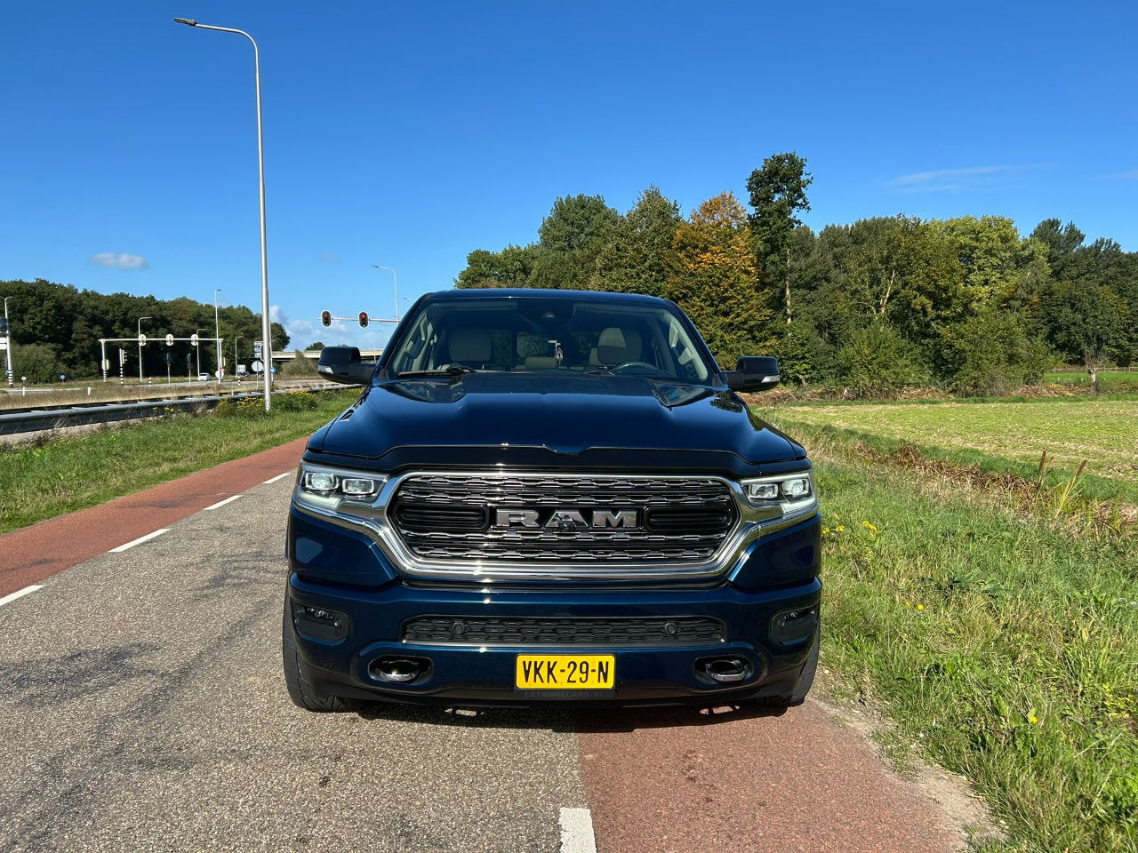 Dodge Ram Pick Up 1500 5.7 V8 4x4 Creb Cab Limeted Hemi Etorque - Пикап: слика 2 Dodge Ram Pick Up 1500 5.7 V8 4x4 Creb Cab Limeted Hemi Etorque - Пикап: слика 2