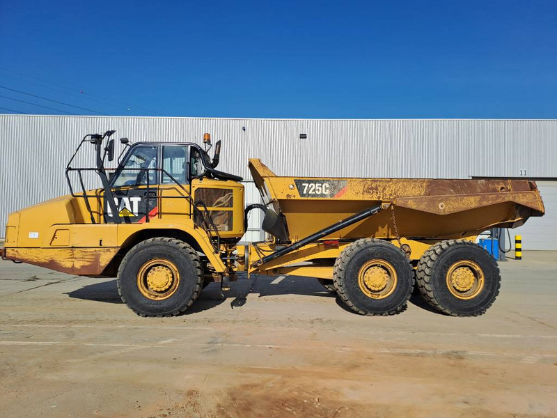 Cat 725C2 - Зглобен истоварувач: слика 1 Cat 725C2 - Зглобен истоварувач: слика 1