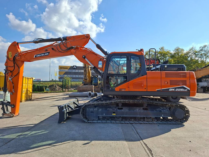 Develon DX225LC-7 - Багер гасеничар: слика 1 Develon DX225LC-7 - Багер гасеничар: слика 1