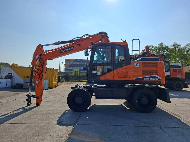Doosan DX 160 W-7 (EX Demo) - Багер на тркала: слика 1 Doosan DX 160 W-7 (EX Demo) - Багер на тркала: слика 1