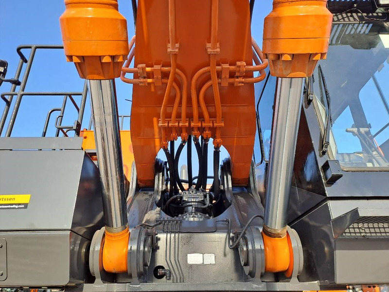 Hitachi EX1200-6 ME (New Boom + Stick) (Jebel Ali, UAE) - Багер гасеничар: слика 5 Hitachi EX1200-6 ME (New Boom + Stick) (Jebel Ali, UAE) - Багер гасеничар: слика 5