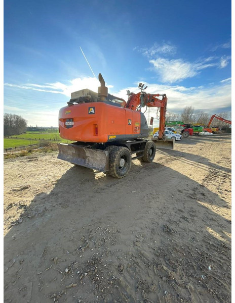 Hitachi ZX170W-5 B - Багер на тркала: слика 3 Hitachi ZX170W-5 B - Багер на тркала: слика 3