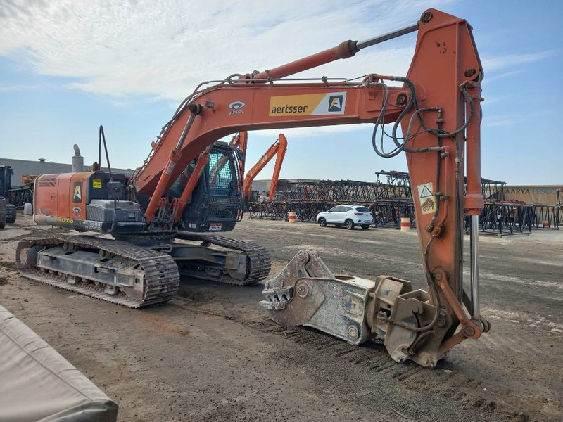 Hitachi ZX220LC (Abu Dhabi) - Багер гасеничар: слика 3 Hitachi ZX220LC (Abu Dhabi) - Багер гасеничар: слика 3