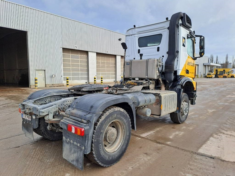 Mercedes-Benz Arocs 2045 - Камион влекач: слика 4 Mercedes-Benz Arocs 2045 - Камион влекач: слика 4