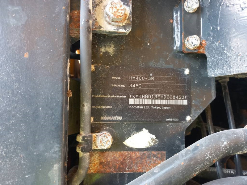 Зглобен истоварувач Komatsu HM400-3R (4 pcs available in Abu Dhabi): слика 13 Зглобен истоварувач Komatsu HM400-3R (4 pcs available in Abu Dhabi): слика 13