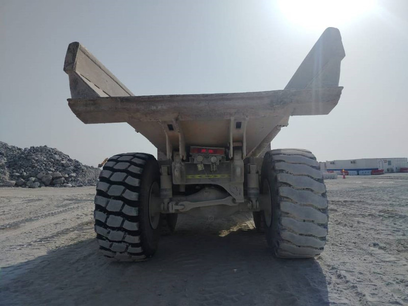 Komatsu HM400-3R (4 pieces available in Abu Dhabi) - Зглобен истоварувач: слика 5 Komatsu HM400-3R (4 pieces available in Abu Dhabi) - Зглобен истоварувач: слика 5