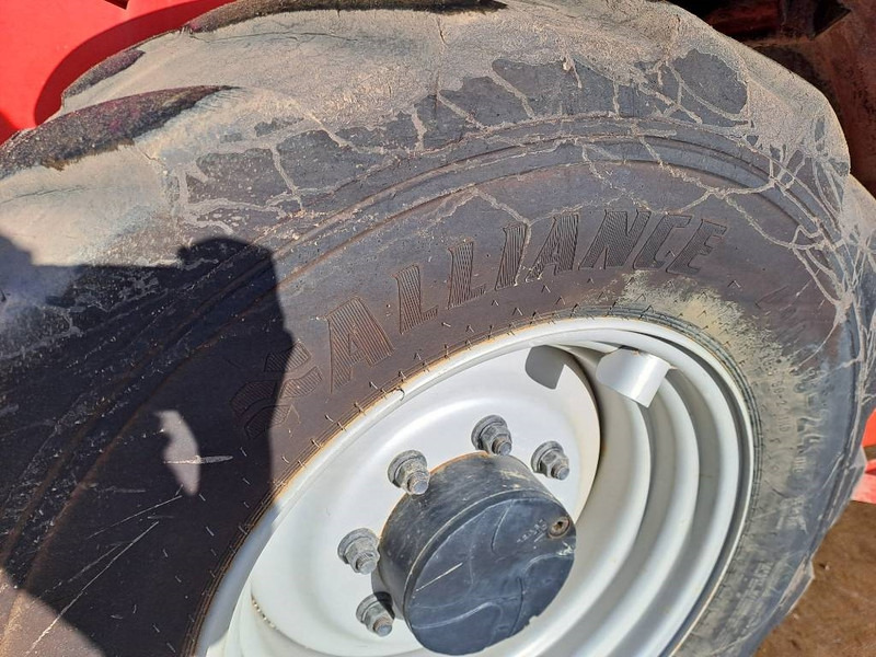 Manitou MT 1440 - Телескопски ракувач: слика 5 Manitou MT 1440 - Телескопски ракувач: слика 5