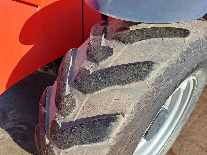 Manitou MT 1440 - Телескопски ракувач: слика 4 Manitou MT 1440 - Телескопски ракувач: слика 4