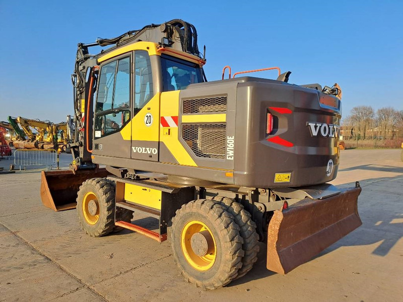 Volvo EW160E - Багер на тркала: слика 2 Volvo EW160E - Багер на тркала: слика 2