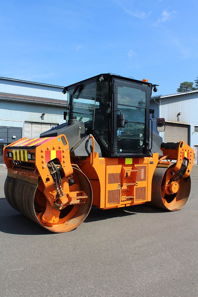 CATERPILLAR CD10 - Ваљак за пат: слика 1 CATERPILLAR CD10 - Ваљак за пат: слика 1