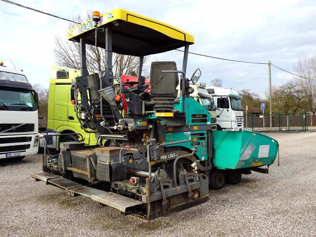 VÖGELE Super 1303-2 - Асфалтен поплочувач: слика 2 VÖGELE Super 1303-2 - Асфалтен поплочувач: слика 2