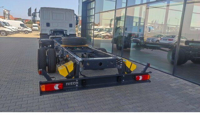 IVECO EuroCargo ML120EL21 EVI_E-AC+ PILOT+PTO... - Камион со кабинска шасија: слика 4 IVECO EuroCargo ML120EL21 EVI_E-AC+ PILOT+PTO... - Камион со кабинска шасија: слика 4