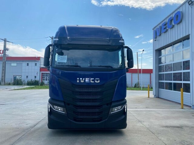 IVECO S-WAY-AS440S53T/FP LT Sattelzugmaschine+LIVING... - Камион влекач: слика 3 IVECO S-WAY-AS440S53T/FP LT Sattelzugmaschine+LIVING... - Камион влекач: слика 3