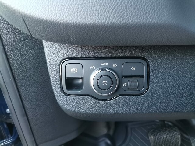 MERCEDES-BENZ Sprinter 315 cdi KA 3259 9G-TRONIC+LED+CLIMA... - Товарно комбе: слика 5 MERCEDES-BENZ Sprinter 315 cdi KA 3259 9G-TRONIC+LED+CLIMA... - Товарно комбе: слика 5