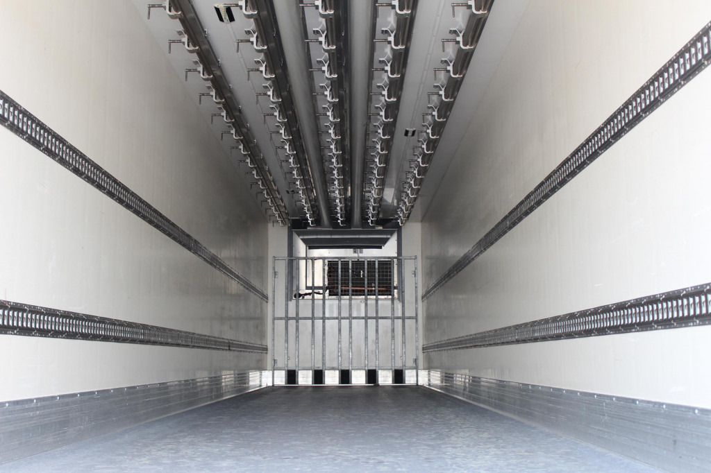 Chereau TK SLXe 200 2,6h Fleischer Meat Viande - Полуприколка ладилник: слика 3 Chereau TK SLXe 200 2,6h Fleischer Meat Viande - Полуприколка ладилник: слика 3