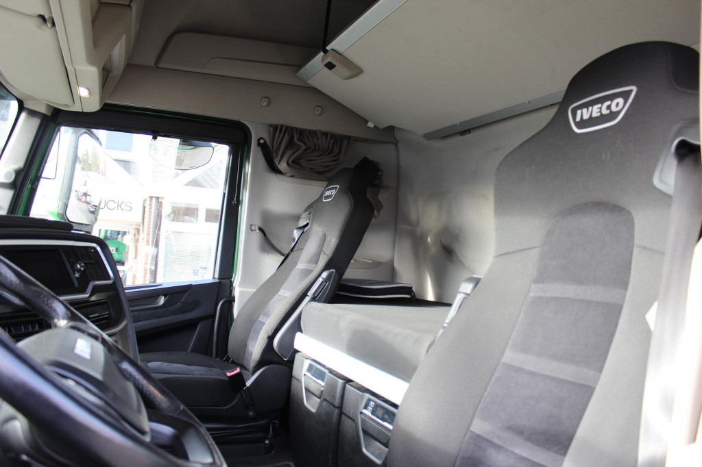 Iveco S-Way 510 Retarder Alufelgen Navi 2 x Kühlbox - Камион влекач: слика 5 Iveco S-Way 510 Retarder Alufelgen Navi 2 x Kühlbox - Камион влекач: слика 5