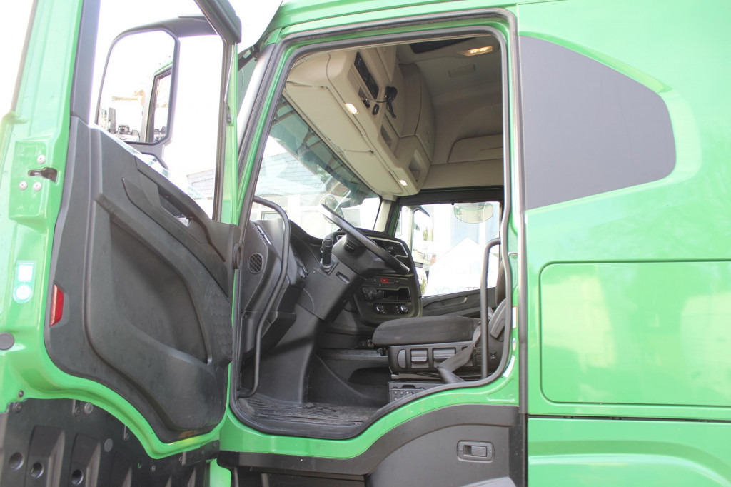 Iveco S-Way 510 Retarder Alufelgen Navi 2 x Kühlbox - Камион влекач: слика 4 Iveco S-Way 510 Retarder Alufelgen Navi 2 x Kühlbox - Камион влекач: слика 4