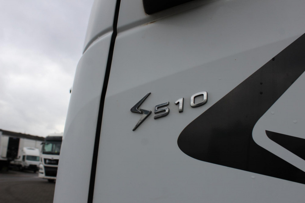 Iveco S-Way 510 Retarder Standklima Navi Kühlbox - Камион влекач: слика 3 Iveco S-Way 510 Retarder Standklima Navi Kühlbox - Камион влекач: слика 3