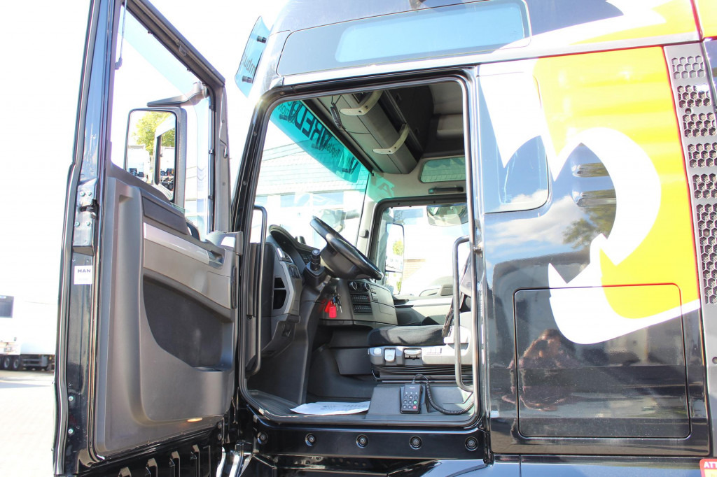MAN TGX 18.480 XXL Retarder Standheizung - Камион влекач: слика 4 MAN TGX 18.480 XXL Retarder Standheizung - Камион влекач: слика 4